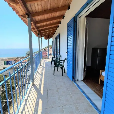 Sea Horizon House Alexis