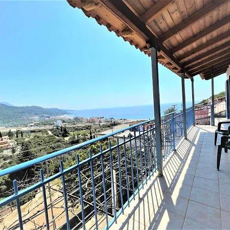 Sea Horizon House Alexis 3*