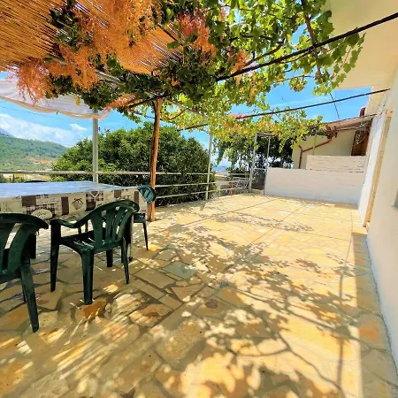 Sea Horizon House Alexis 3*