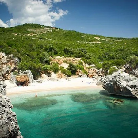 Sea Horizon House Alexis Pensjonat 3*