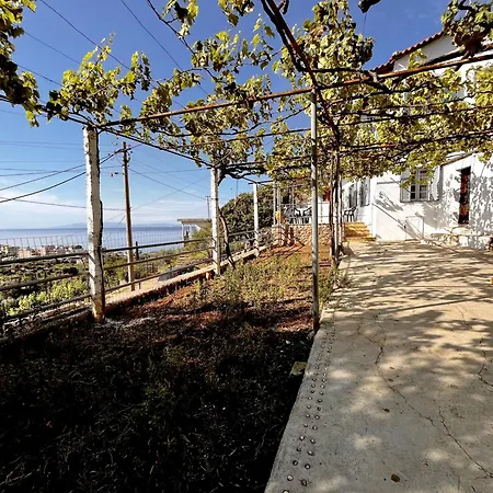Sea Horizon House Alexis Affittacamere *