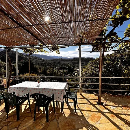 Sea Horizon House Alexis Affittacamere *