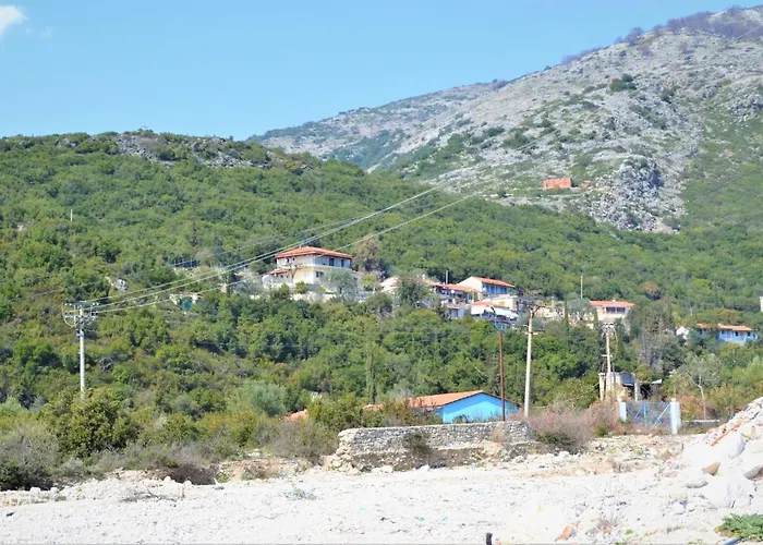 Sea Horizon House Alexis Himare