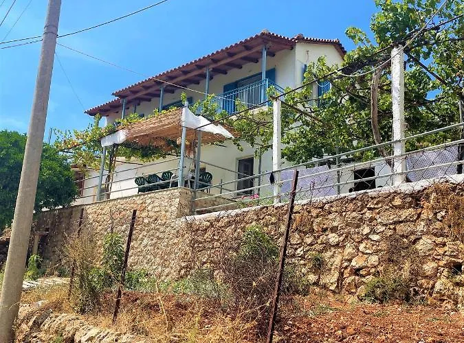 Sea Horizon House Alexis 3*
