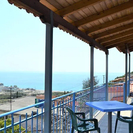 Sea Horizon House Alexis בית הארחה