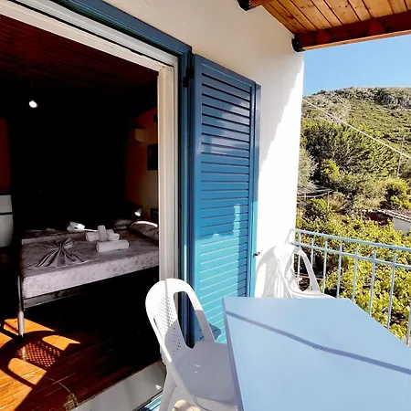 Guest house Sea Horizon House Alexis *