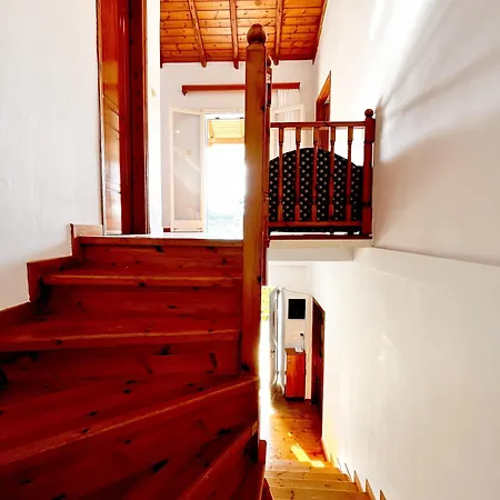 Sea Horizon House Alexis 3* הימארה