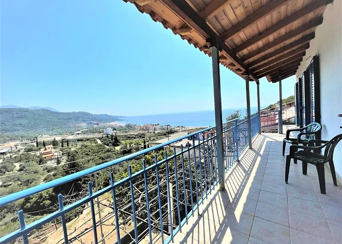 Sea Horizon House Alexis 3*