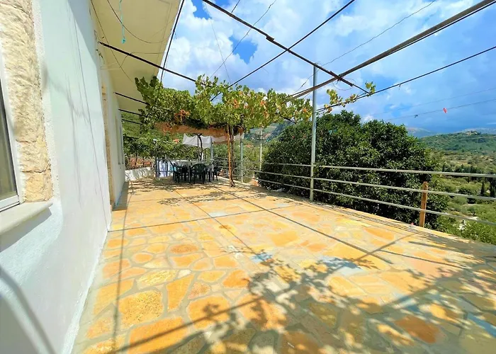 Konukevi Sea Horizon House Alexis 3*